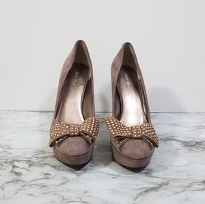 Nine West heel
